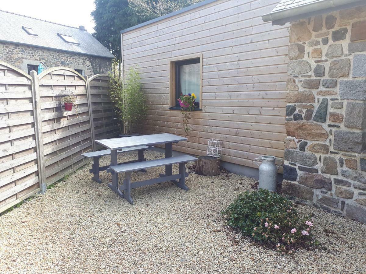 Breton Stone House In Saint Gilles Les Bois Villa ภายนอก รูปภาพ